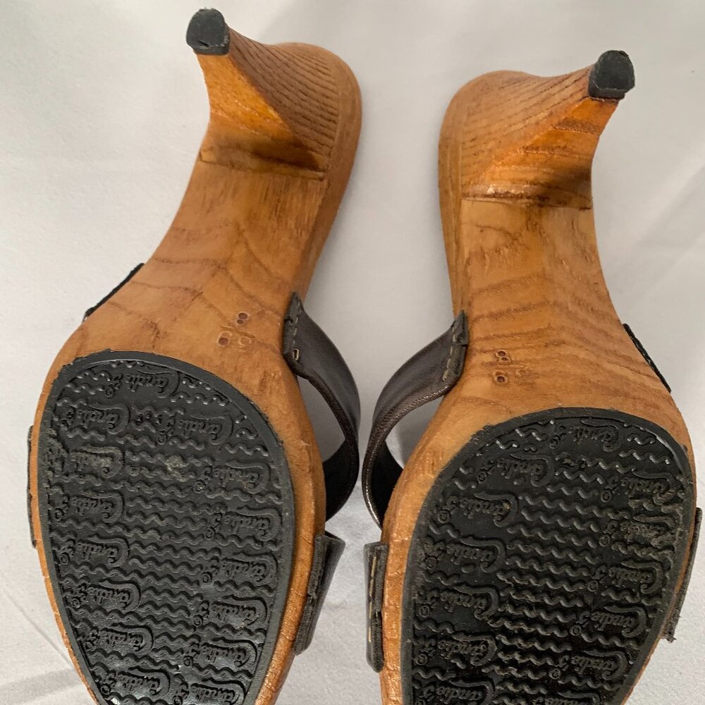 Vintage Candies Women's Shoes Size M Style Cortina Color Navy- Never Been Worn - Picture 3 of 5